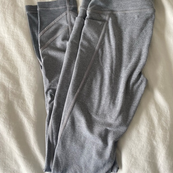 Athleta Girl Workout Bundle XL/XXL - Picture 3 of 9